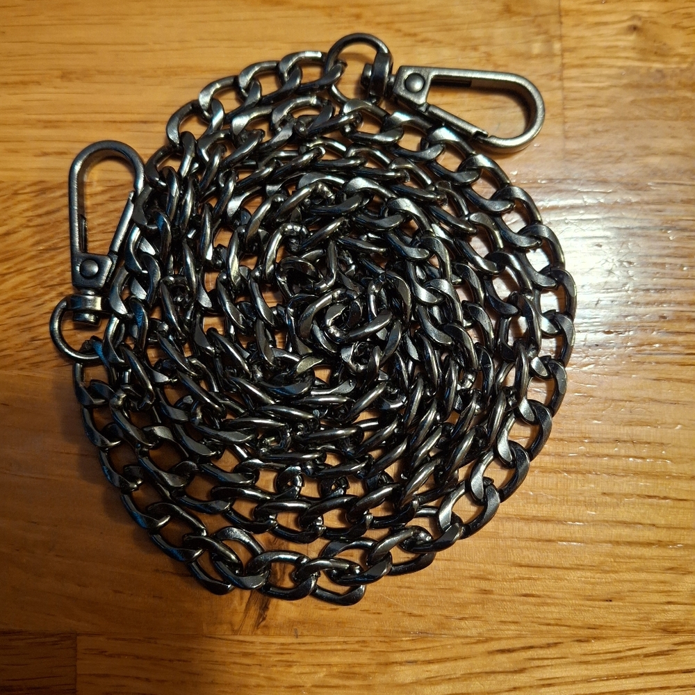 Gunmetal 47" Inch Chain